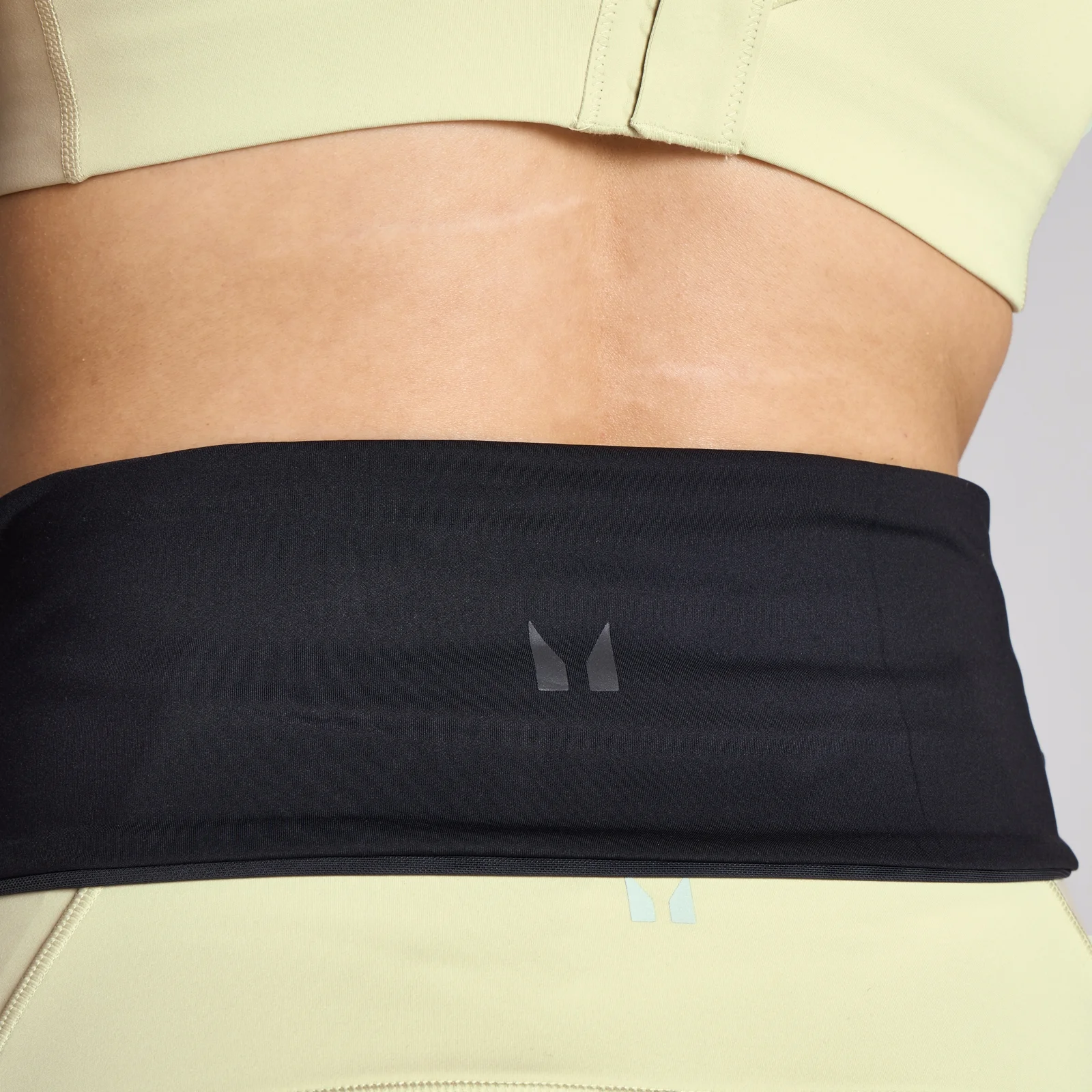 MP Running Waistband - Black - L Image 1