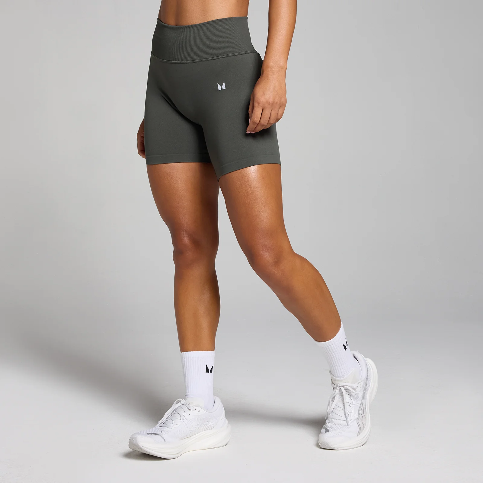 MP Women's Tempo Mid-Rise Seamless Shorts - Night Grey - M Image 1